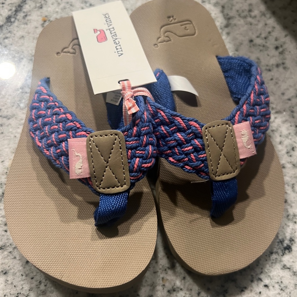 NWT Vineyard Vines Blue and Pink Braided Flip Flops